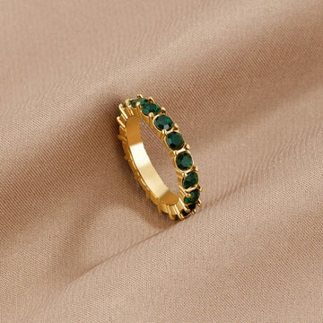Emerald Beauty 18K Crystal Ring – Noor & Rose