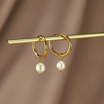 Freshwater Pearl Bella Hoop Earrings – Noor & Rose