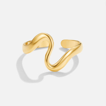 Gold Wave Ring – Noor & Rose