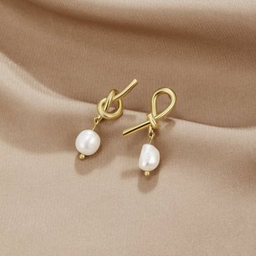 Knotted Gold & Freshwater Pearl Earrings – Noor & Rose